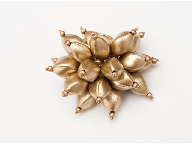 Flower Power Cocktail Ring in Gold Matte
