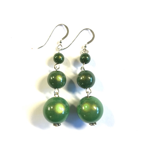 Short Dangly Earrings in Green