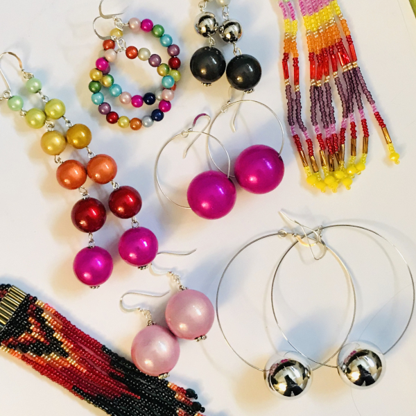 lindatoye_jewellery-earrings-necleses-600